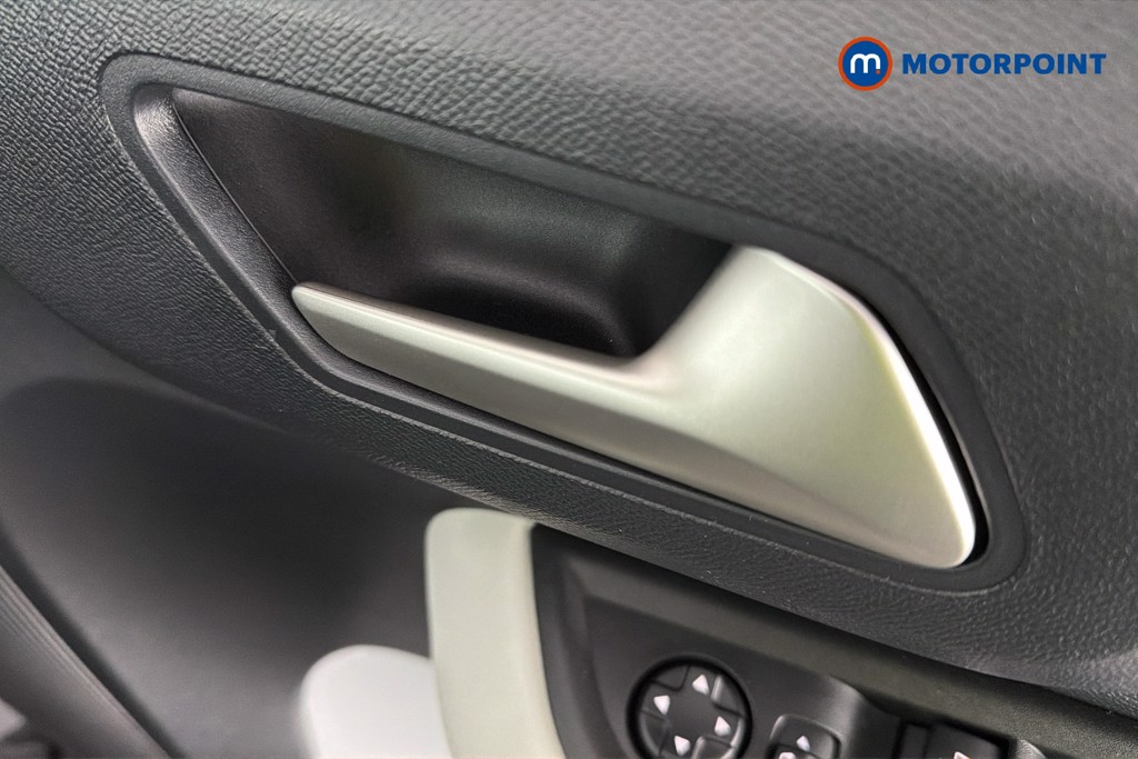 Citroen C3 Plus Automatic Electric Hatchback - Stock Number (1637435) - 42nd supplementary image