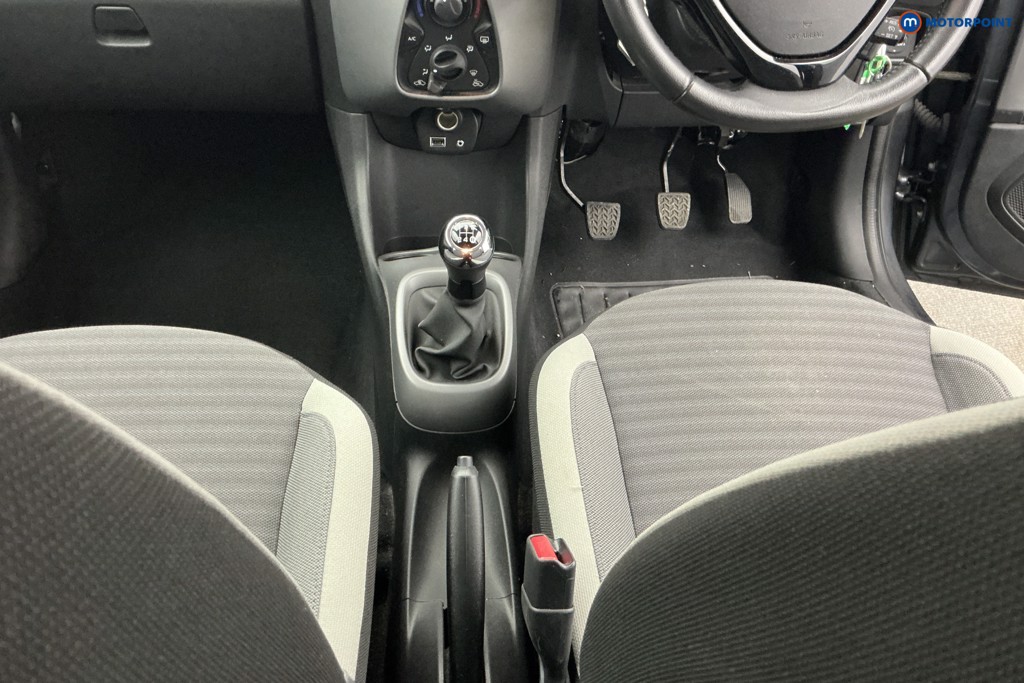 Toyota Aygo X-Play Manual Petrol Hatchback - Stock Number (1637736) - 11th supplementary image