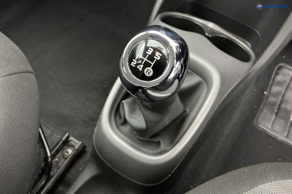 Toyota Aygo X-Play Manual Petrol Hatchback - Stock Number (1637736) - 15th supplementary image