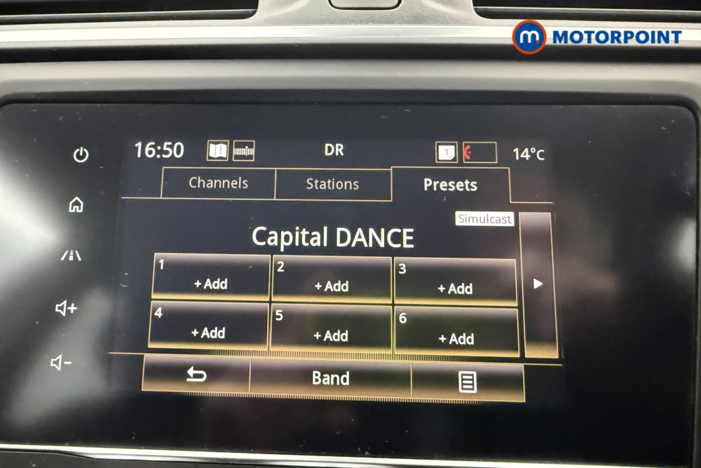 Renault Kadjar Iconic Manual Petrol SUV - Stock Number (1637870) - 4th supplementary image