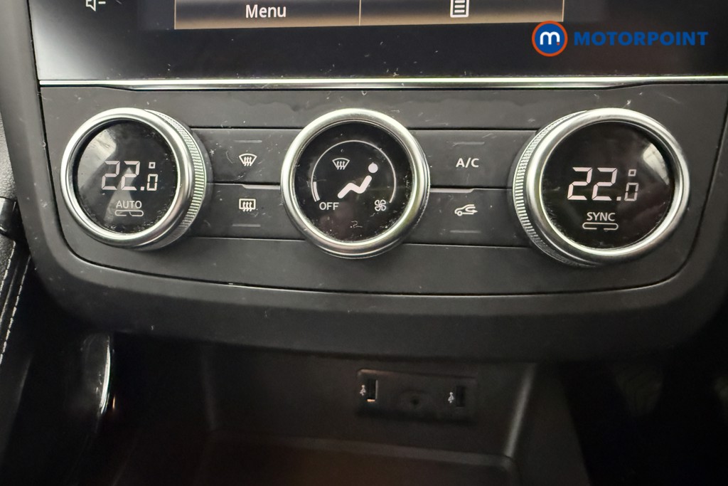 Renault Kadjar Iconic Manual Petrol SUV - Stock Number (1637870) - 16th supplementary image