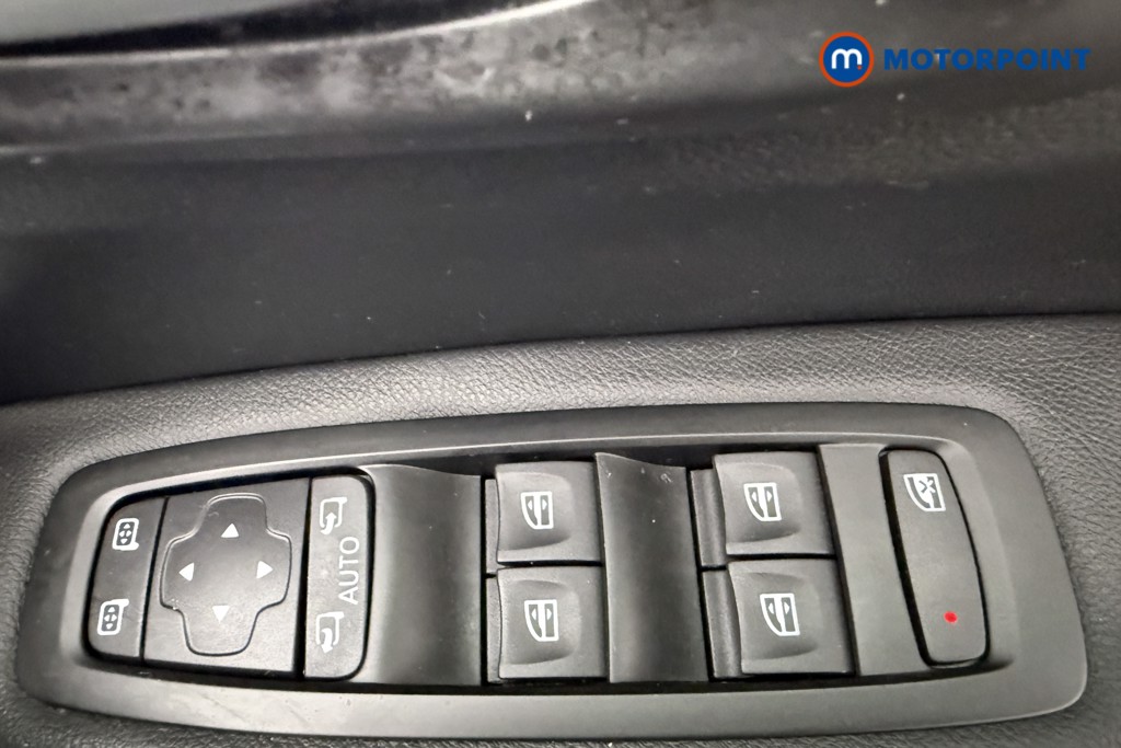 Renault Kadjar Iconic Manual Petrol SUV - Stock Number (1637870) - 19th supplementary image
