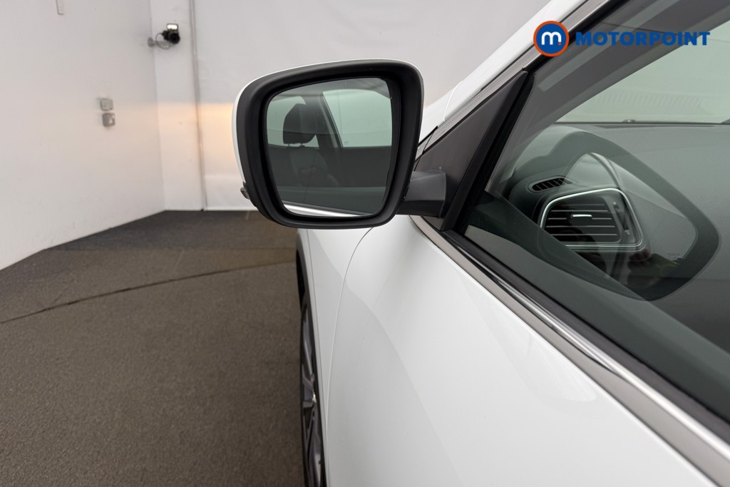 Renault Kadjar Iconic Manual Petrol SUV - Stock Number (1637870) - 31st supplementary image