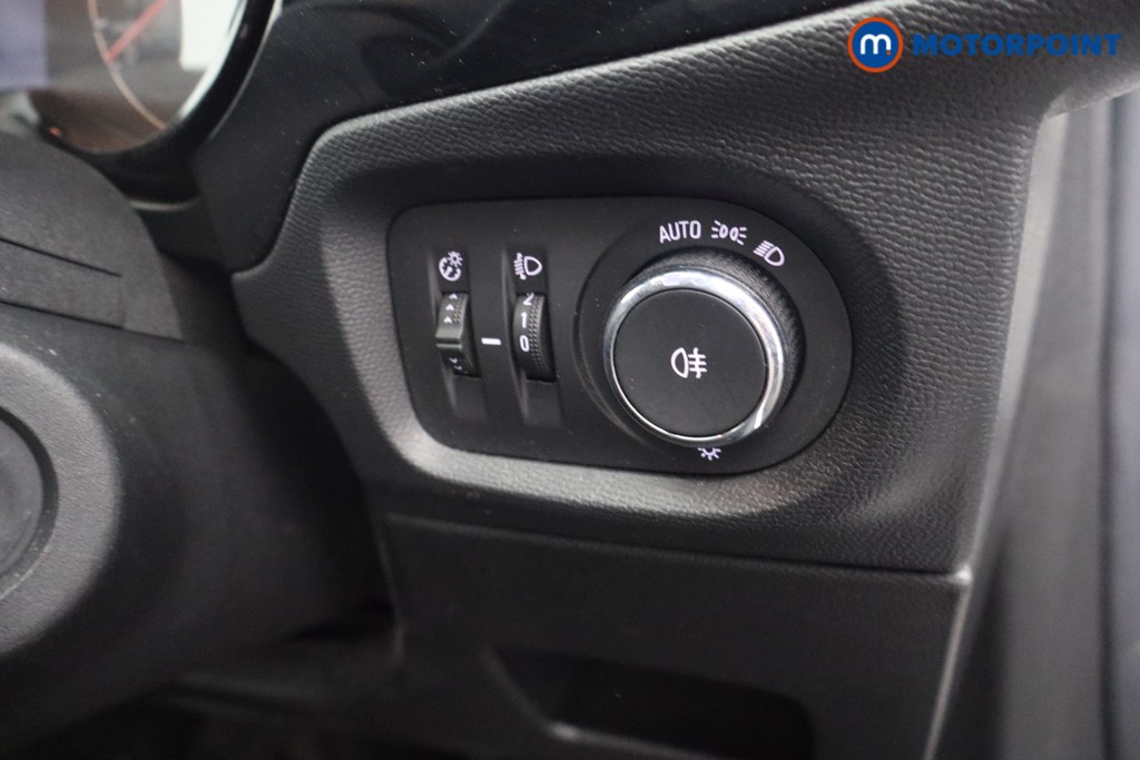 Vauxhall Corsa SE Manual Petrol Hatchback - Stock Number (1638131) - 18th supplementary image