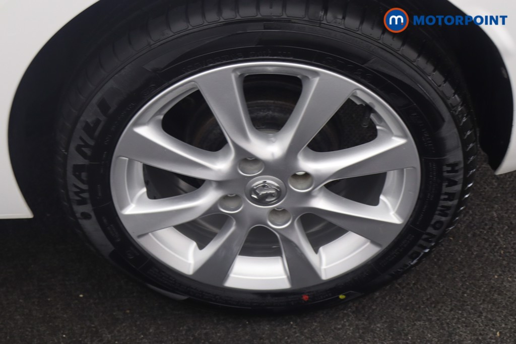 Vauxhall Corsa SE Manual Petrol Hatchback - Stock Number (1638131) - 25th supplementary image