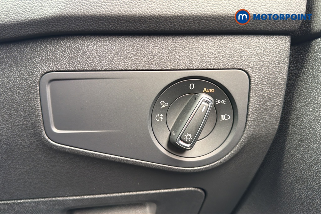 Volkswagen Tiguan R-Line Automatic Petrol SUV - Stock Number (1638200) - 11th supplementary image