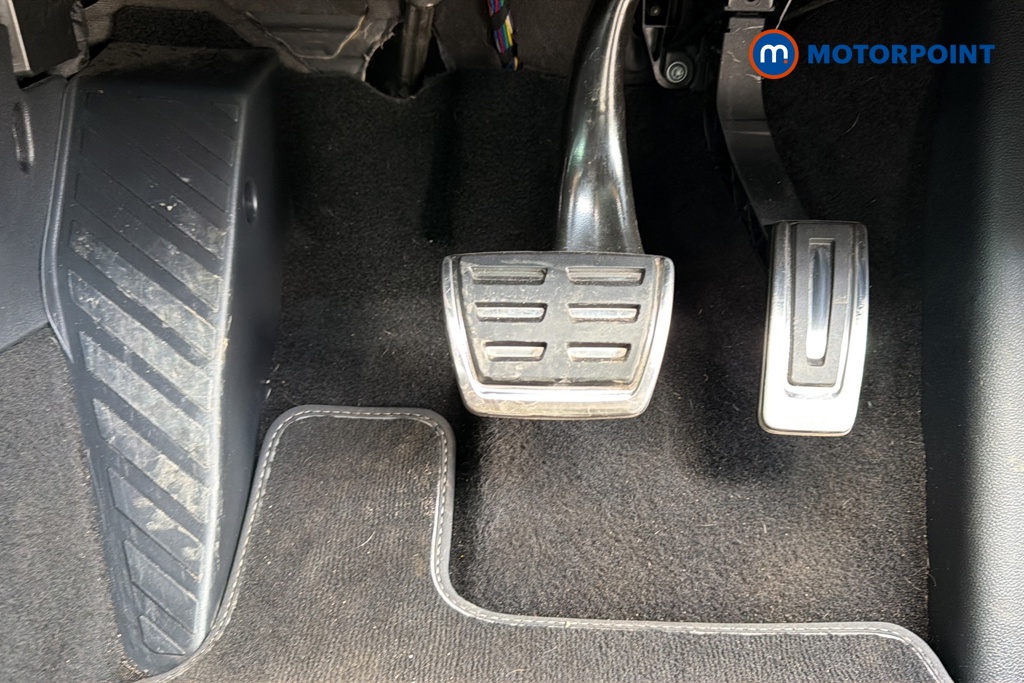 Volkswagen Tiguan R-Line Automatic Petrol SUV - Stock Number (1638200) - 24th supplementary image