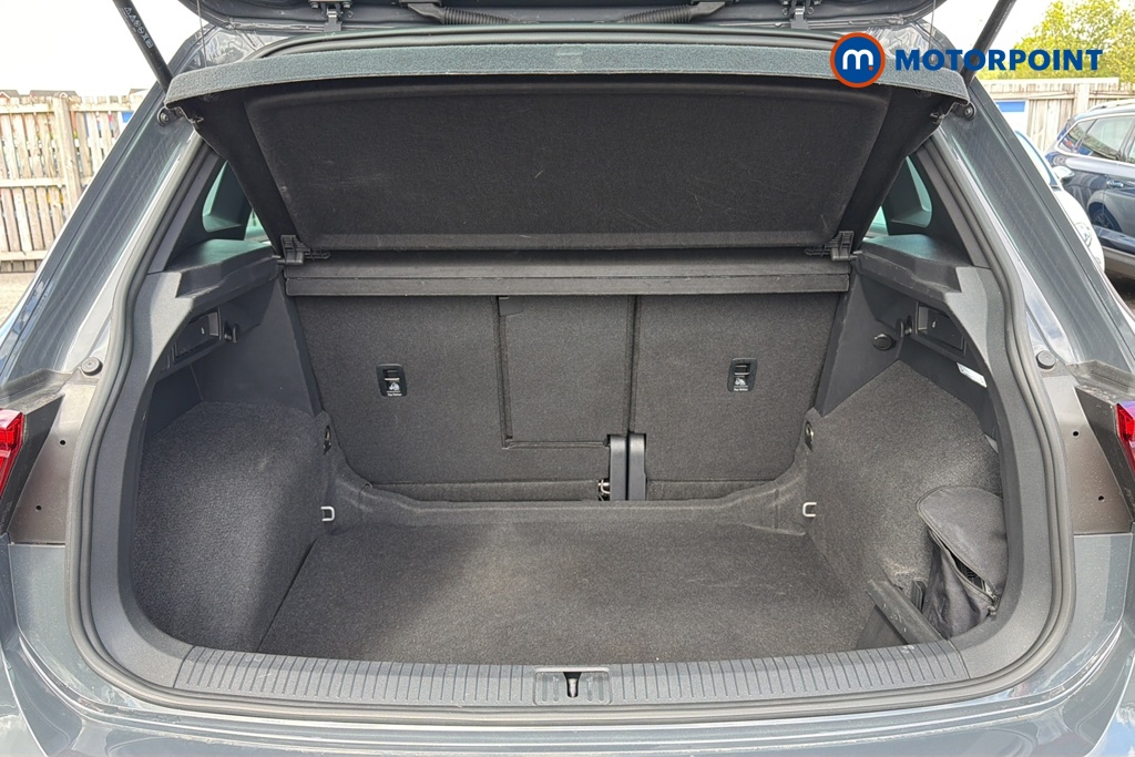 Volkswagen Tiguan R-Line Automatic Petrol SUV - Stock Number (1638200) - 30th supplementary image
