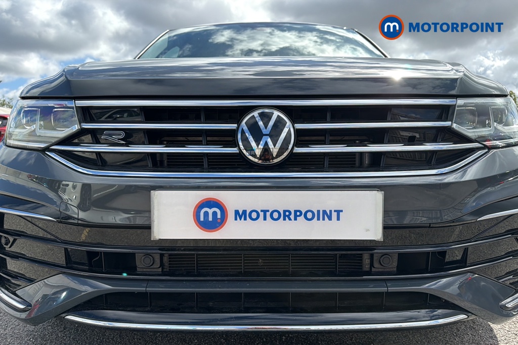 Volkswagen Tiguan R-Line Automatic Petrol SUV - Stock Number (1638200) - 43rd supplementary image