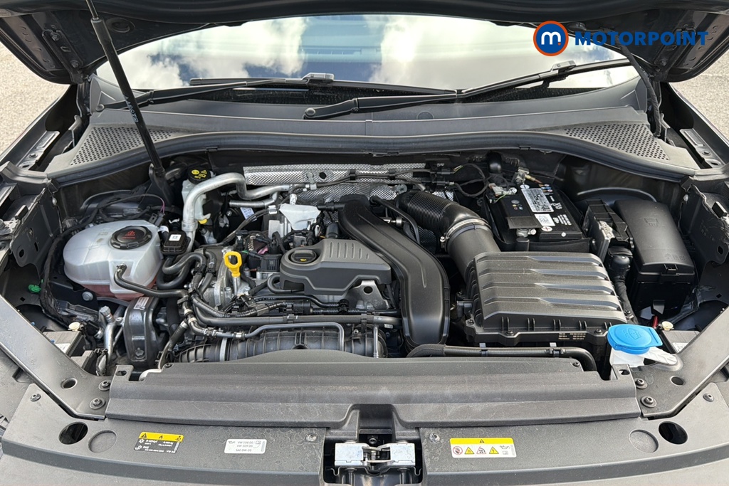 Volkswagen Tiguan R-Line Automatic Petrol SUV - Stock Number (1638200) - 48th supplementary image