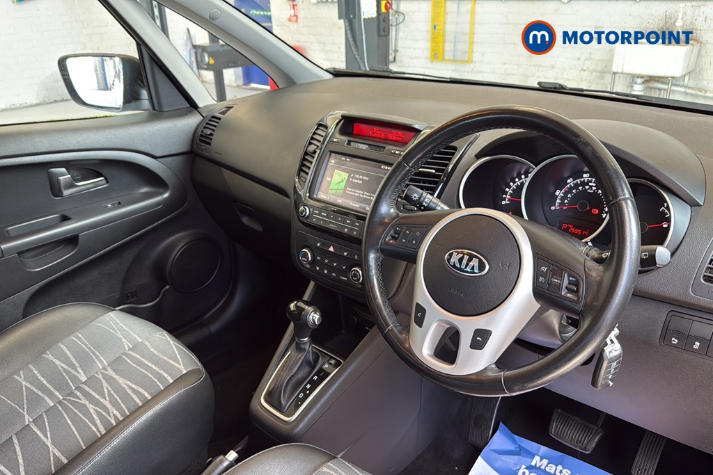 KIA Venga 3 Automatic Petrol People Carrier - Stock Number (1638776) - 1st supplementary image