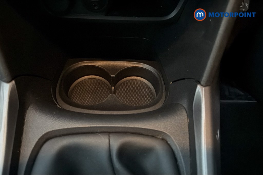 Peugeot 2008 Active Manual Petrol SUV - Stock Number (1639003) - 16th supplementary image