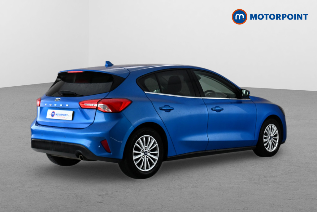 Ford Focus Titanium Manual Petrol Hatchback - Stock Number (1639150) - Drivers side rear corner