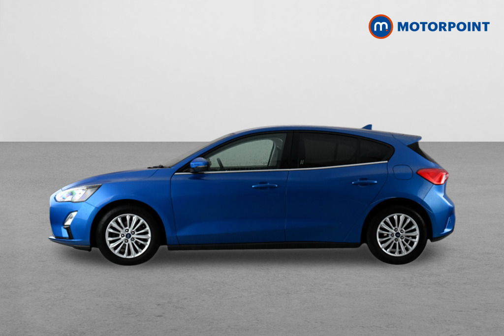 Ford Focus Titanium Manual Petrol Hatchback - Stock Number (1639150) - Passenger side