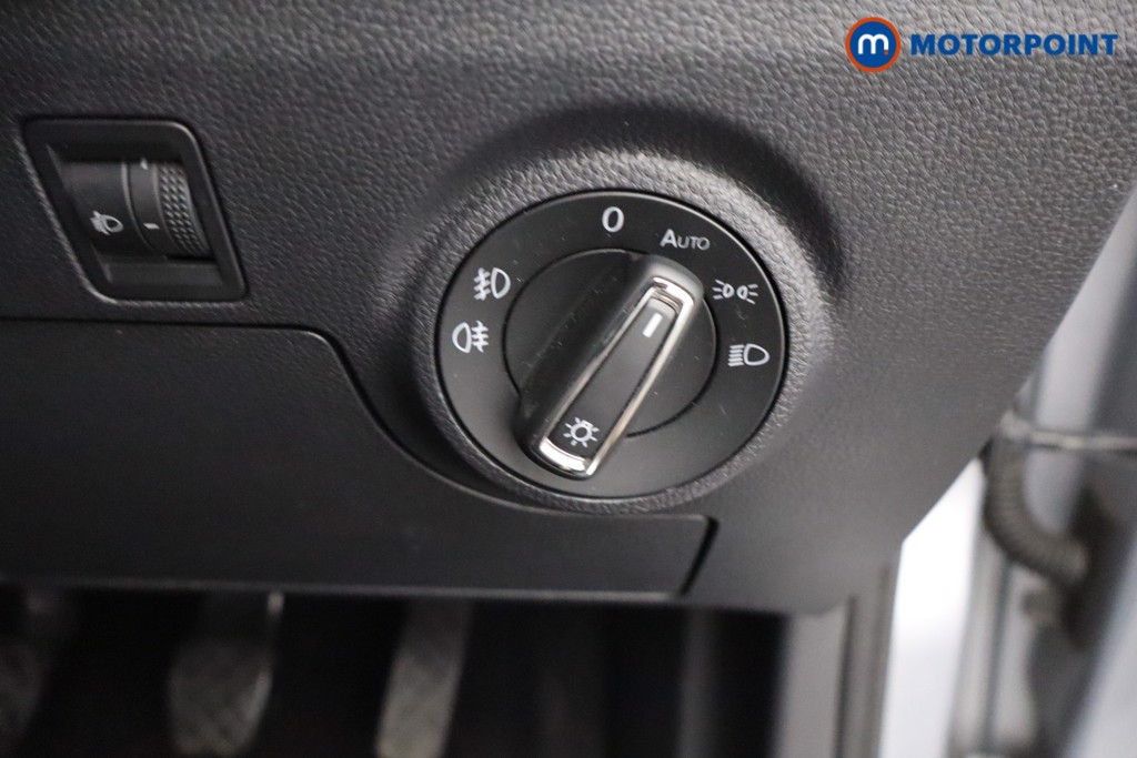 Seat Arona Se Technology Manual Petrol SUV - Stock Number (1639273) - 11th supplementary image