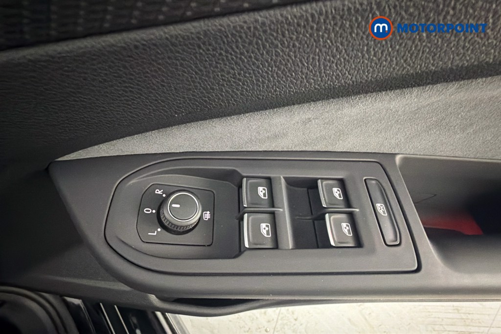 Volkswagen Golf R-Line Automatic Petrol Hatchback - Stock Number (1639492) - 20th supplementary image