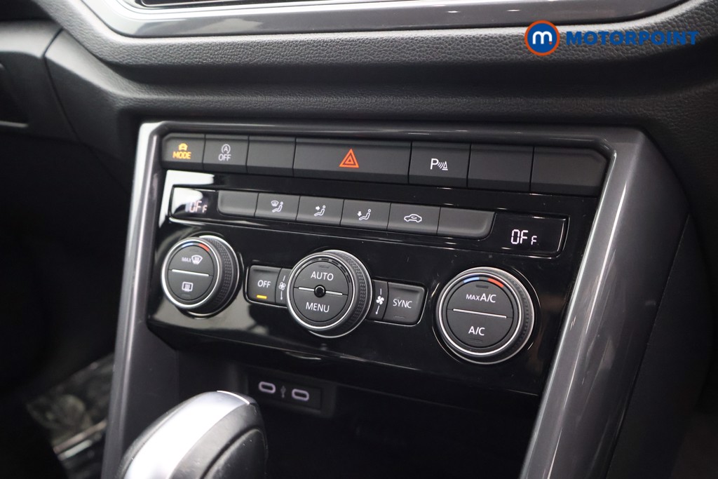 Volkswagen T-Roc SEL Automatic Petrol SUV - Stock Number (1639851) - 6th supplementary image