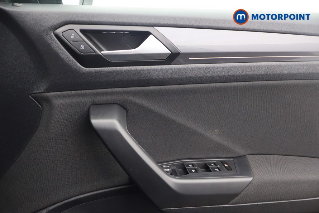 Volkswagen T-Roc SEL Automatic Petrol SUV - Stock Number (1639851) - 10th supplementary image