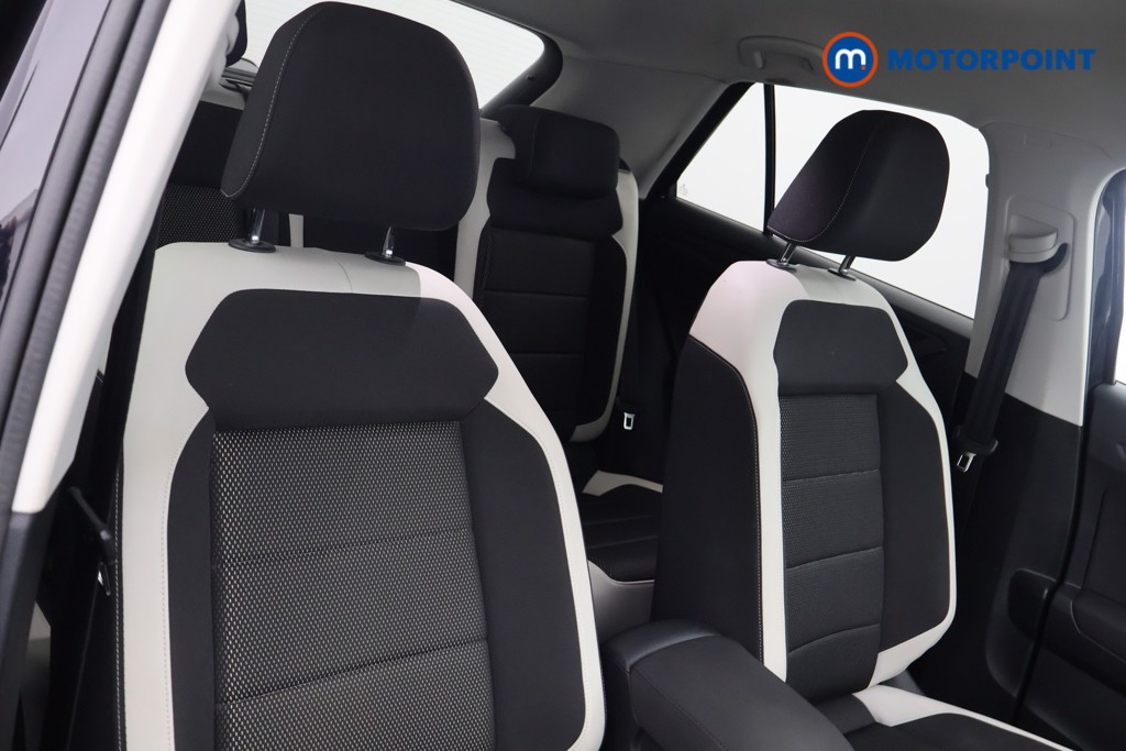 Volkswagen T-Roc SEL Automatic Petrol SUV - Stock Number (1639851) - 11th supplementary image