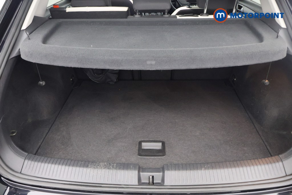 Volkswagen T-Roc SEL Automatic Petrol SUV - Stock Number (1639851) - 13th supplementary image