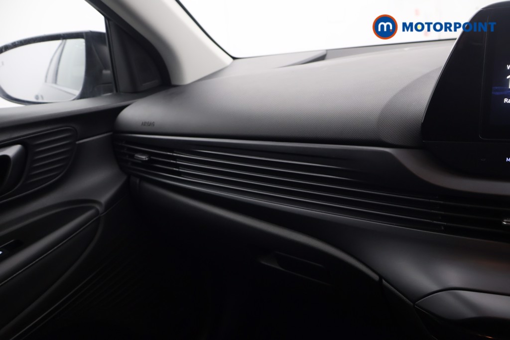 Hyundai Bayon Ultimate Manual Petrol SUV - Stock Number (1640174) - 8th supplementary image
