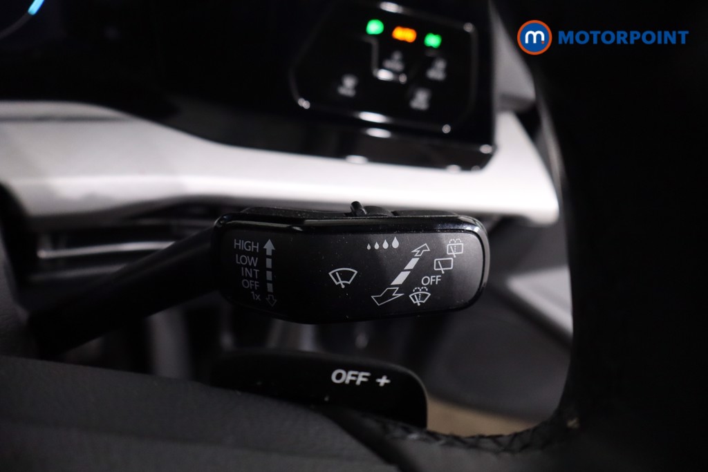 Volkswagen Golf Life Automatic Diesel Hatchback - Stock Number (1640245) - 15th supplementary image