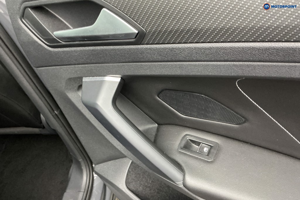 Volkswagen Tiguan R-Line Automatic Petrol SUV - Stock Number (1640544) - 25th supplementary image