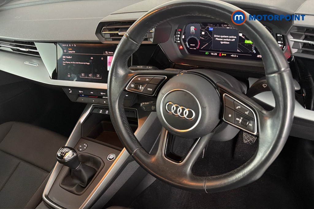 Audi A3 Technik Manual Petrol Hatchback - Stock Number (1640804) - 2nd supplementary image