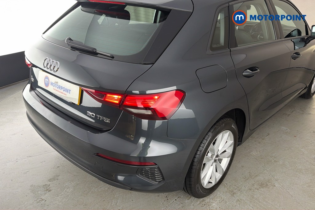 Audi A3 Technik Manual Petrol Hatchback - Stock Number (1640804) - 38th supplementary image