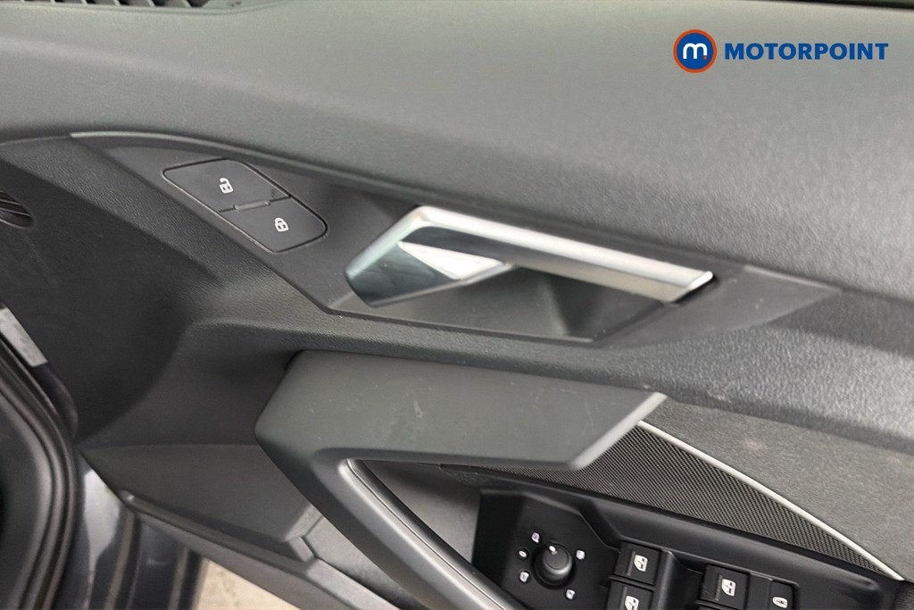 Audi A3 Technik Manual Petrol Hatchback - Stock Number (1640804) - 42nd supplementary image