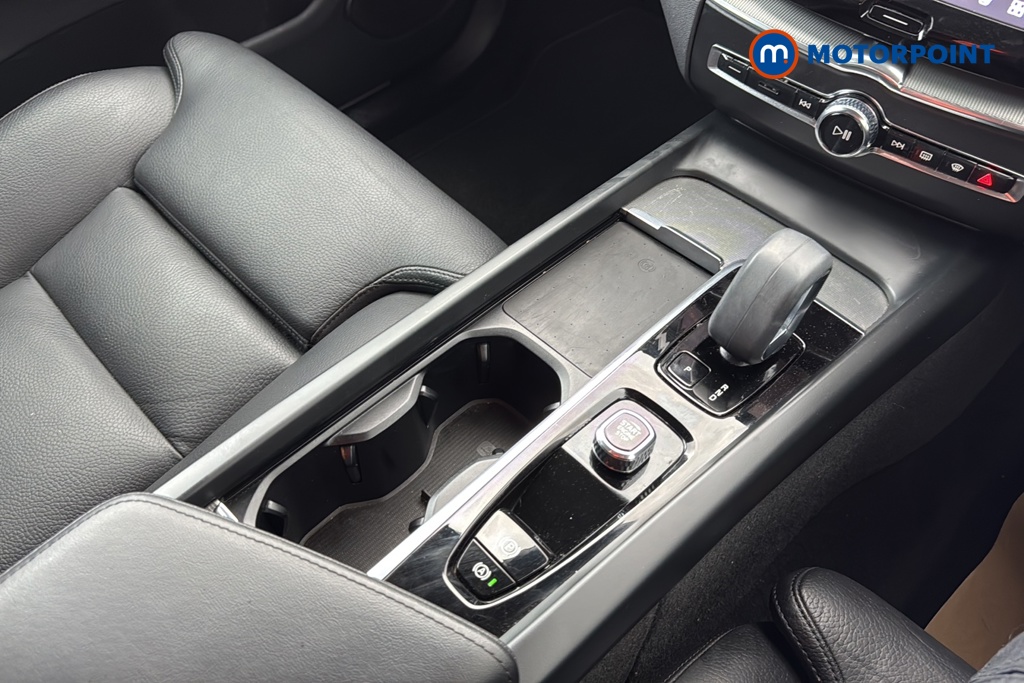 Volvo Xc60 Plus Automatic Petrol SUV - Stock Number (1640811) - 15th supplementary image