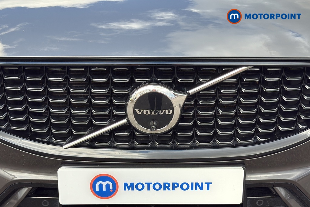 Volvo Xc60 Plus Automatic Petrol SUV - Stock Number (1640811) - 43rd supplementary image