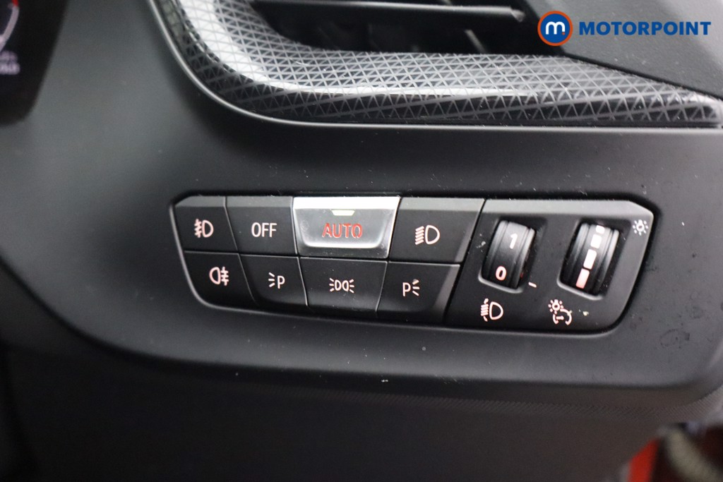 BMW 2 Series Sport Manual Diesel Saloon - Stock Number (1640911) - 13th supplementary image