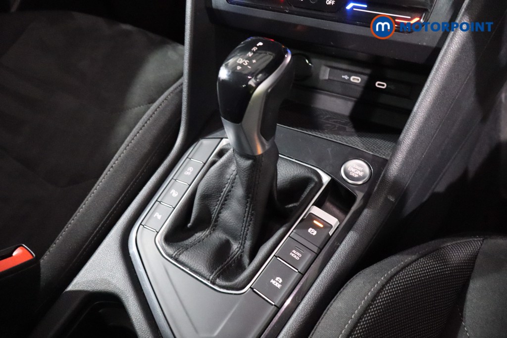 Volkswagen Tiguan Allspace Elegance Automatic Petrol SUV - Stock Number (1641053) - 19th supplementary image