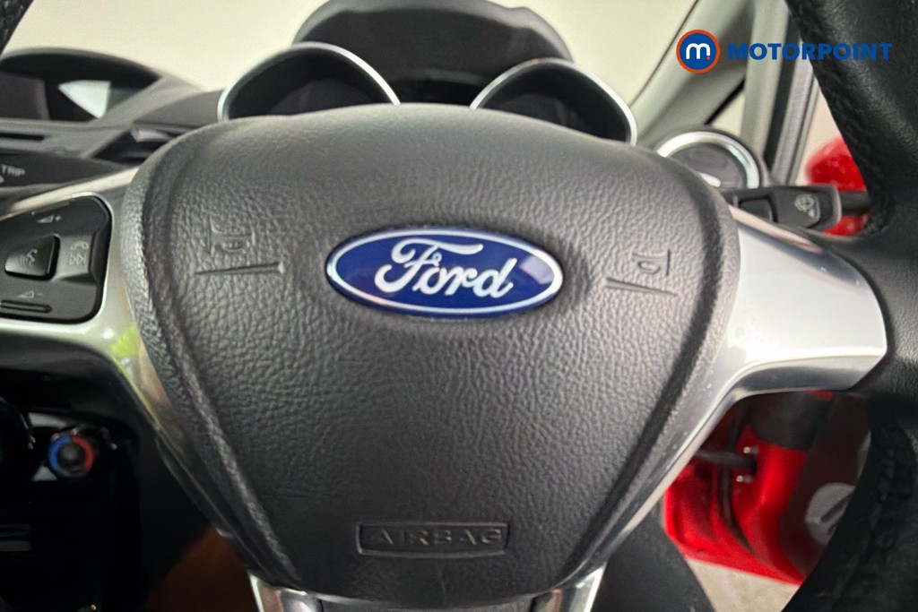 Ford Fiesta Zetec Manual Petrol Hatchback - Stock Number (1641551) - 5th supplementary image