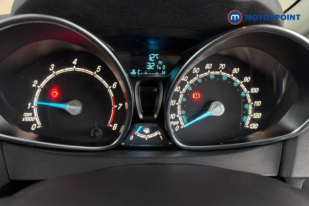 Ford Fiesta Zetec Manual Petrol Hatchback - Stock Number (1641551) - 8th supplementary image