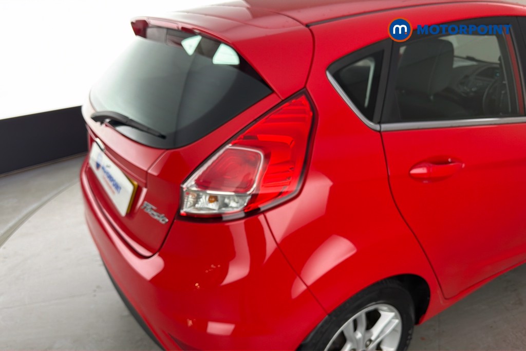 Ford Fiesta Zetec Manual Petrol Hatchback - Stock Number (1641551) - 38th supplementary image