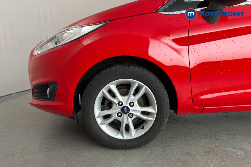 Ford Fiesta Zetec Manual Petrol Hatchback - Stock Number (1641551) - 47th supplementary image