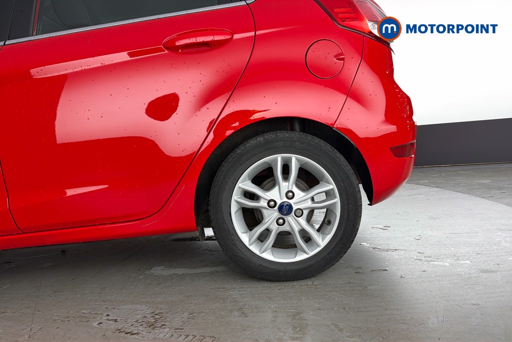 Ford Fiesta Zetec Manual Petrol Hatchback - Stock Number (1641551) - 48th supplementary image
