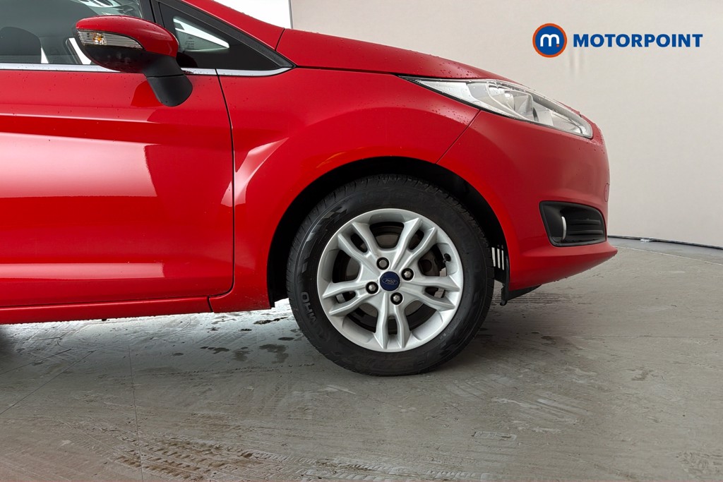 Ford Fiesta Zetec Manual Petrol Hatchback - Stock Number (1641551) - 50th supplementary image