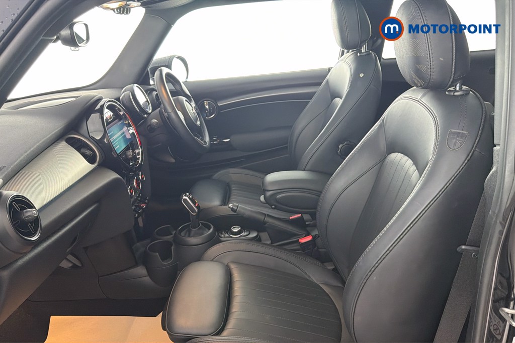 Mini Hatchback Cooper S Exclusive Automatic Petrol Hatchback - Stock Number (1641590) - 22nd supplementary image