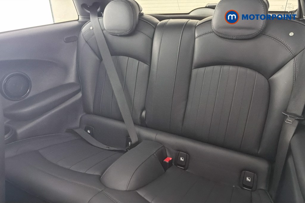 Mini Hatchback Cooper S Exclusive Automatic Petrol Hatchback - Stock Number (1641590) - 28th supplementary image