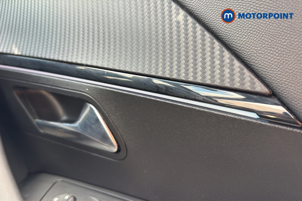 Peugeot 2008 GT Manual Petrol SUV - Stock Number (1641772) - 10th supplementary image