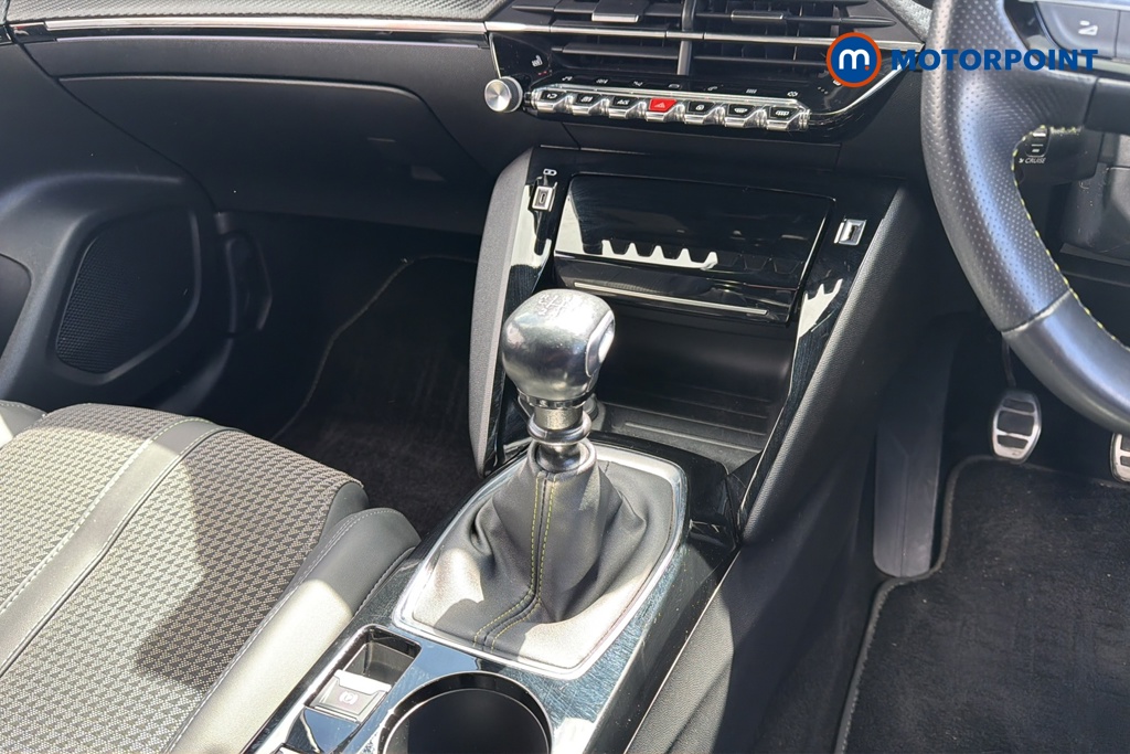 Peugeot 2008 GT Manual Petrol SUV - Stock Number (1641772) - 15th supplementary image