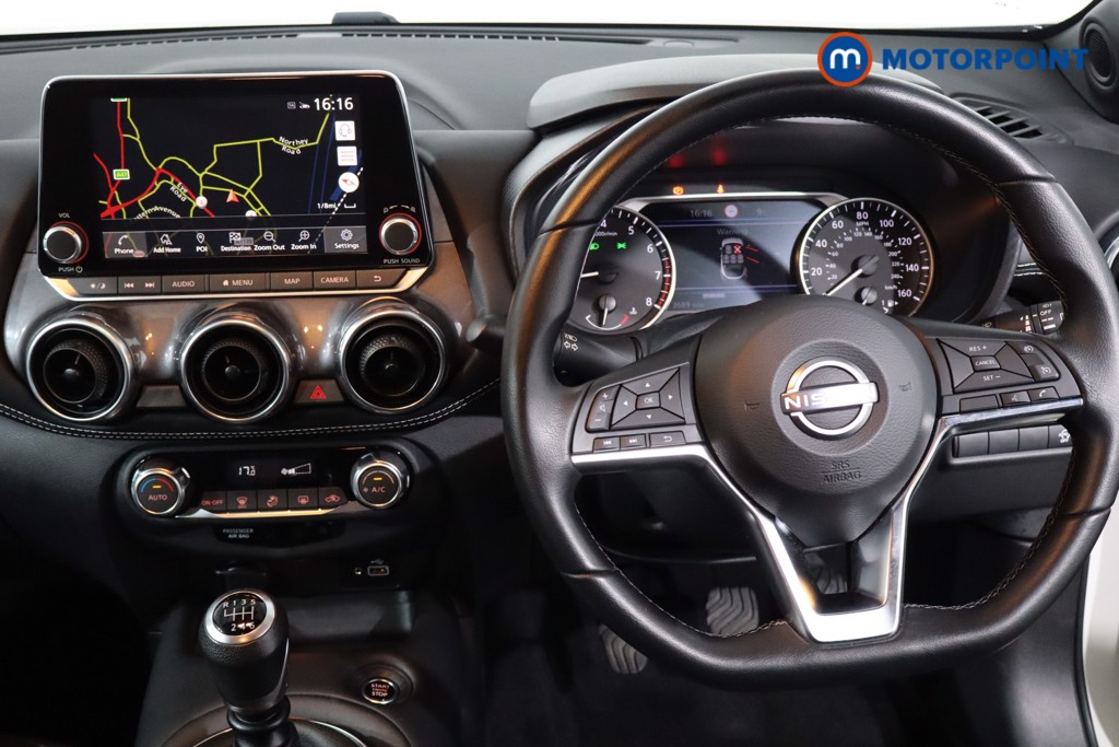 Nissan Juke N-Connecta Manual Petrol SUV - Stock Number (1642631) - 3rd supplementary image