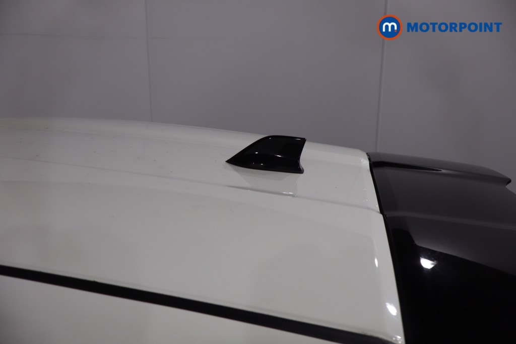 Nissan Juke N-Connecta Manual Petrol SUV - Stock Number (1642631) - 31st supplementary image