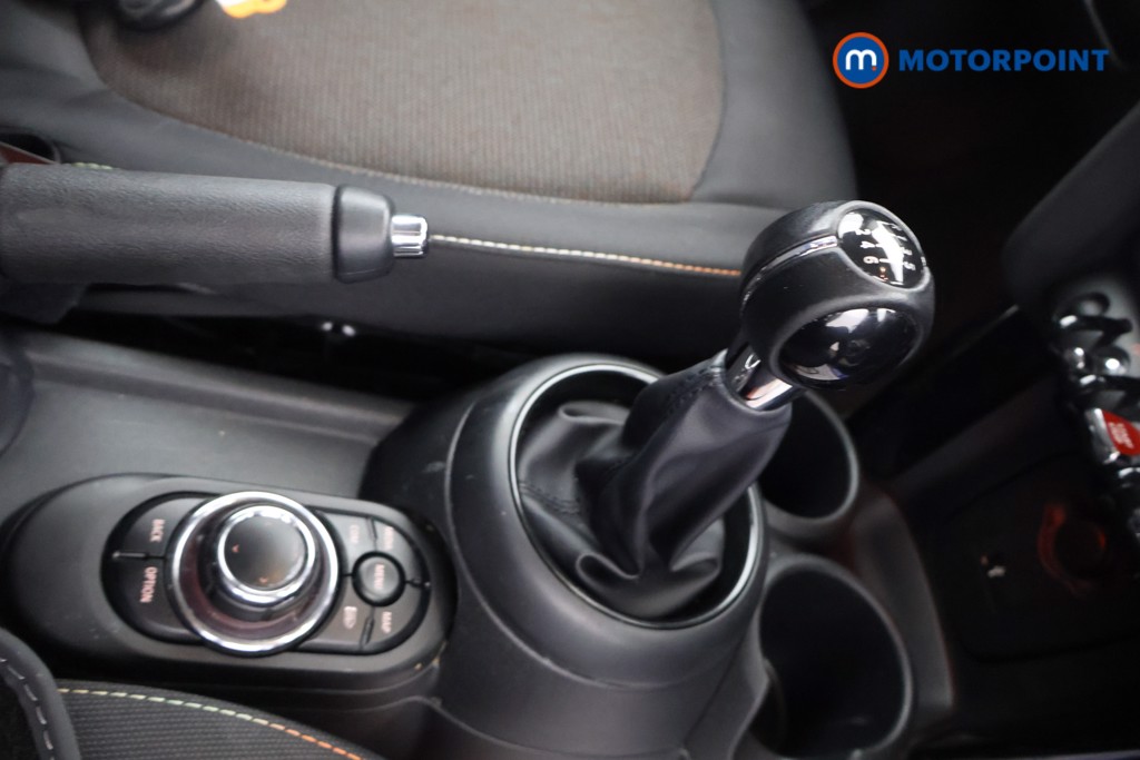 Mini Hatchback One Classic Manual Petrol Hatchback - Stock Number (1642777) - 7th supplementary image