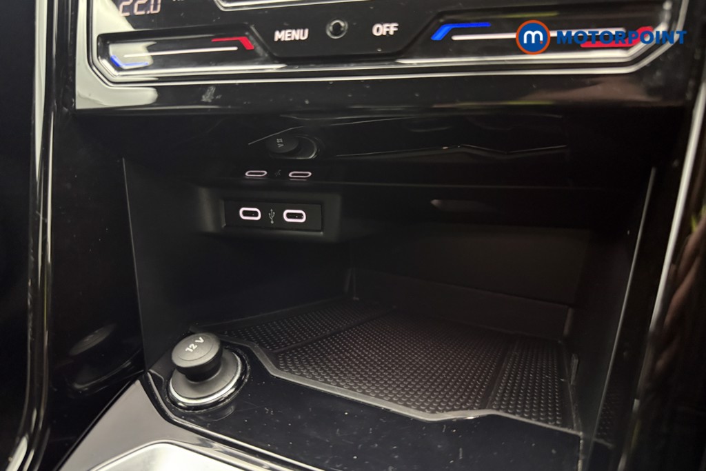 Volkswagen T-Roc R-Line Manual Diesel SUV - Stock Number (1642870) - 15th supplementary image