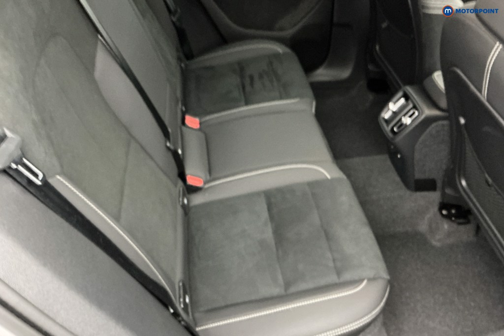 Volvo Xc40 Plus Automatic Petrol SUV - Stock Number (1642926) - 4th supplementary image