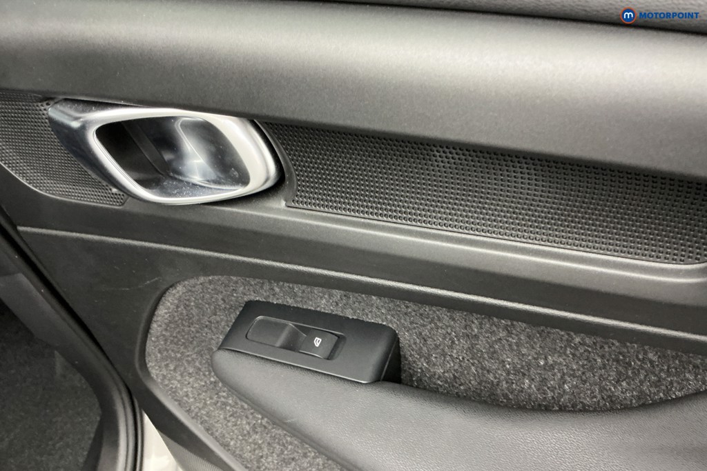 Volvo Xc40 Plus Automatic Petrol SUV - Stock Number (1642926) - 25th supplementary image